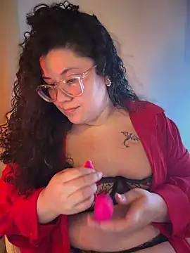 VanesssaMilf  online show from July 5, 2026, 3:45 am
