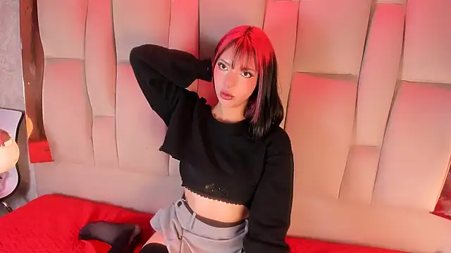 Snapshot of NamiMoon1 chatting on December 20, 2025, 12:56 pm NamiMoon1 online show from December 20, 2025, 12:56 pm