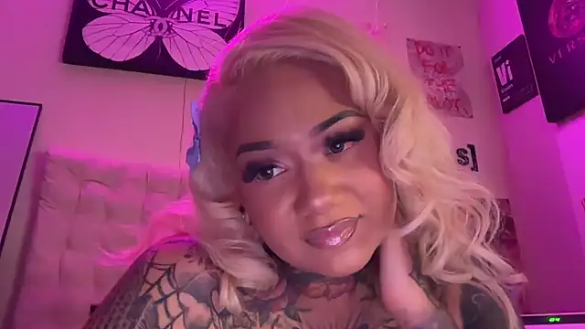 Itsonlyvirgo online show from May 24, 2026, 7:24 am