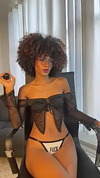 NaomiClay online show from May 1, 2026, 12:21 pm