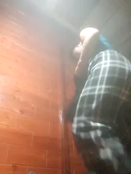 Amiluli online show from December 19, 2025, 10:17 pm