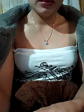 mayni012314 online show from January 16, 2026, 6:50 am