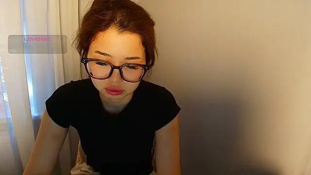 kimyjina online show from August 7, 2026, 3:08 am
