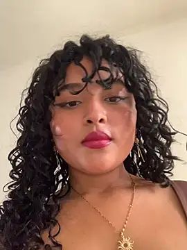 ladulcemary  online show from March 14, 2026, 7:08 pm