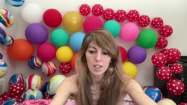 Snapshot of CelestialRuby chatting on February 16, 2026, 4:58 pm CelestialRuby online show from February 16, 2026, 4:58 pm