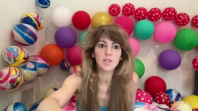 Snapshot of CelestialRuby chatting on February 22, 2026, 3:43 pm CelestialRuby online show from February 22, 2026, 3:43 pm