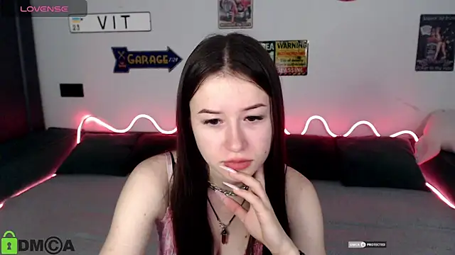 Bellaa Dream1 online show from June 21, 2026, 1:46 pm