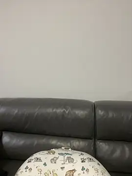 kimze7 online show from January 12, 2026, 12:43 pm