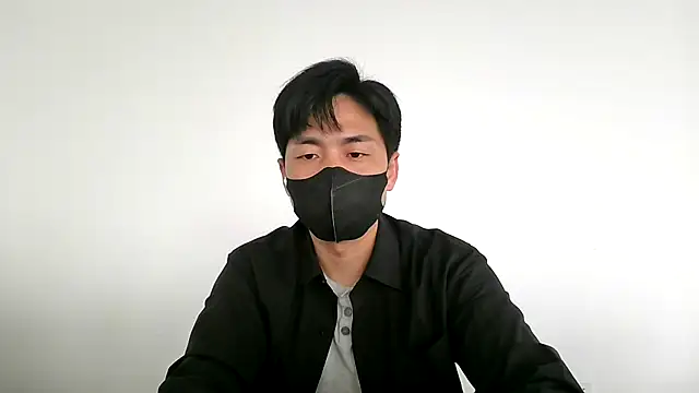 kimze7 online show from May 20, 2026, 2:07 am