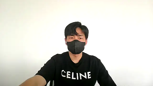 kimze7 online show from June 5, 2026, 2:07 am