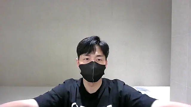 kimze7 online show from June 9, 2026, 2:34 am