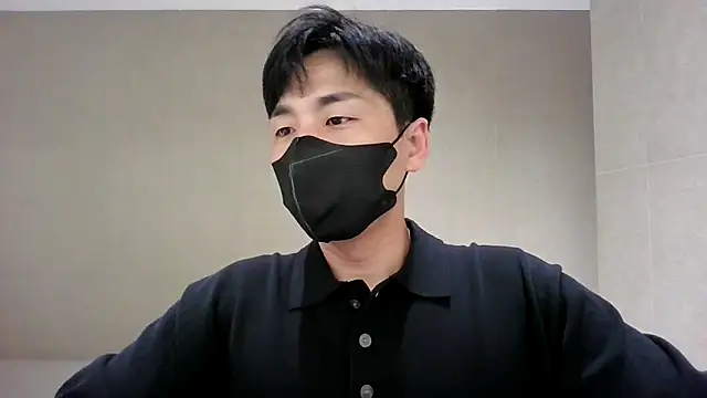 kimze7 online show from June 11, 2026, 2:53 am
