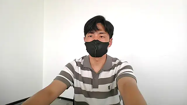 kimze7 online show from July 28, 2026, 3:13 am