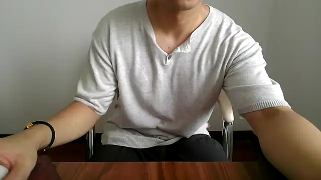 kimze7 online show from July 29, 2026, 4:21 am