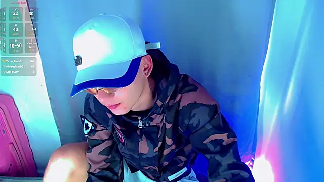 angel boy sex online show from December 22, 2025, 3:42 pm