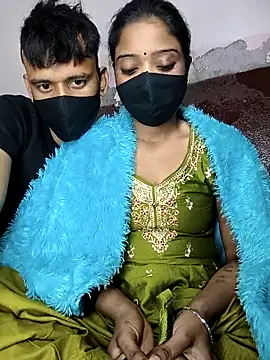 couplegk71 online show from February 16, 2026, 12:29 am
