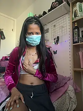 ebonyBarbie18 online show from March 13, 2026, 10:22 am