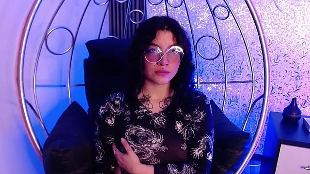 Lilibeth 01 online show from December 22, 2025, 4:09 am