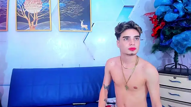 Alex jeins at online show from December 19, 2025, 3:57 am