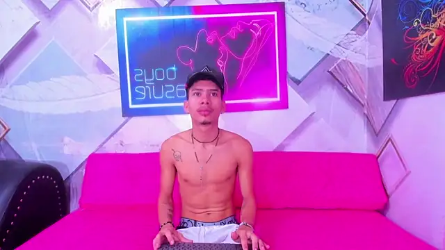 Alex jeins at online show from March 16, 2026, 2:10 pm