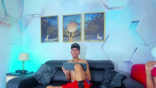 Alex jeins at online show from March 19, 2026, 2:10 pm