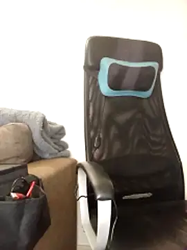 cheekycherryx online show from March 26, 2026, 10:26 pm