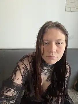 FionaMurr online show from June 18, 2026, 1:50 am