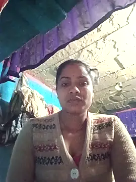 Poonam8080 online show from February 3, 2026, 5:51 pm