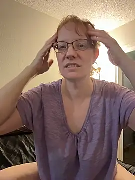 Lenaravenswood online show from February 1, 2026, 8:02 am