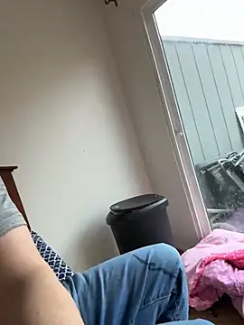 Lenaravenswood online show from March 19, 2026, 8:35 pm