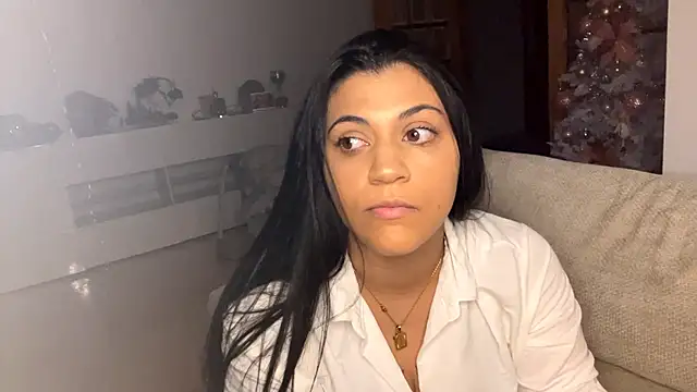 Snapshot of AlphaCasile chatting on December 14, 2025, 11:53 pm AlphaCasile online show from December 14, 2025, 11:53 pm