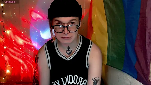 Steve q online show from December 20, 2025, 9:22 pm