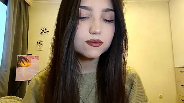 Qwami Amie online show from December 15, 2025, 5:55 am