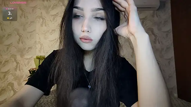 Qwami Amie online show from March 20, 2026, 2:11 pm