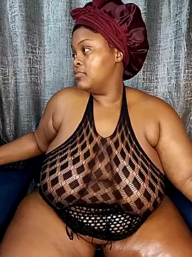 ChoklitBerryXX online show from May 3, 2026, 8:26 pm