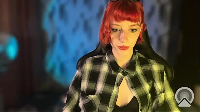 RedFica online show from December 13, 2025, 7:53 pm