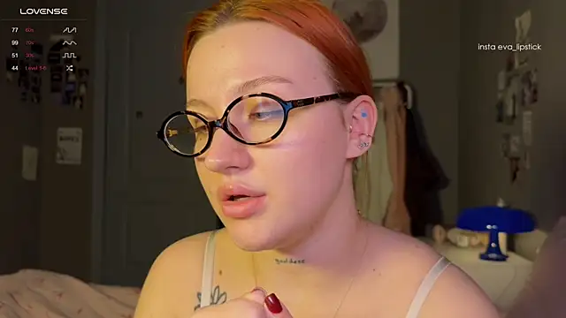 eva stripchat online show from December 21, 2025, 4:36 pm