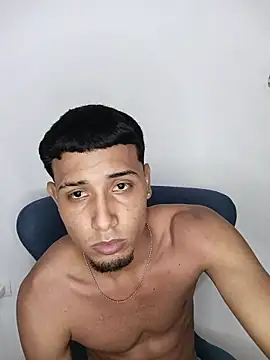 Snapshot of Liam_Thomas chatting on February 19, 2026, 3:24 am Liam Thomas online show from February 19, 2026, 3:24 am