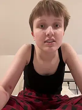 Lassie Cassie online show from December 14, 2025, 5:40 pm