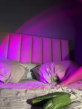 Snapshot of lia-nolimit chatting on February 20, 2026, 11:27 pm lia-nolimit online show from February 20, 2026, 11:27 pm