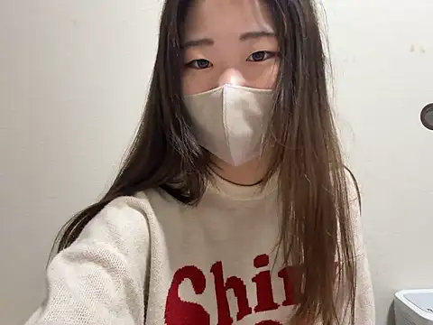 Snapshot of kuromi_chan_oo chatting on May 3, 2026, 8:37 pm kuromi chan oo online show from May 3, 2026, 8:37 pm