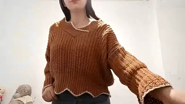 ClarisaCalvary online show from December 19, 2025, 5:42 pm