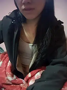 Layyla99 online show from December 19, 2025, 11:12 pm