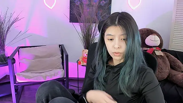 SirenMystiq online show from March 10, 2026, 7:02 am