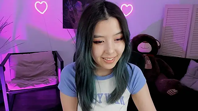 SirenMystiq online show from March 17, 2026, 7:17 pm