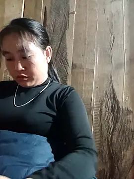 -myaa- online show from December 16, 2025, 6:24 pm