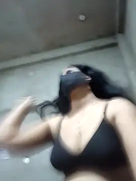 kanika05 online show from March 12, 2026, 1:50 pm