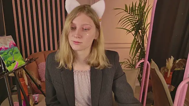 AsyaLumi online show from December 21, 2025, 6:09 am