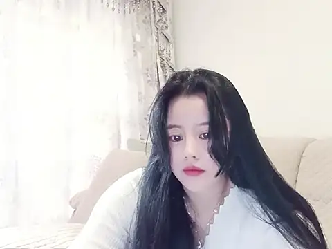 meiguihua66 online show from December 18, 2025, 8:09 am