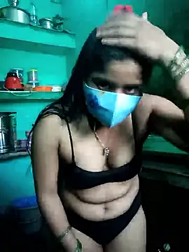 Cuple masti72 online show from April 27, 2026, 8:56 am